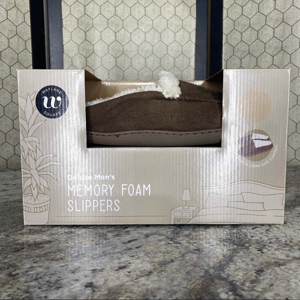 Wayland Square Deluxe Memory Foam Slippers